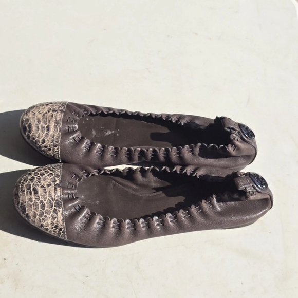 Tory Burch Chelsea Gray Leather Snakeskin Cap-Toe Ballet Flats 7M Women Shoes - Picture 7 of 12
